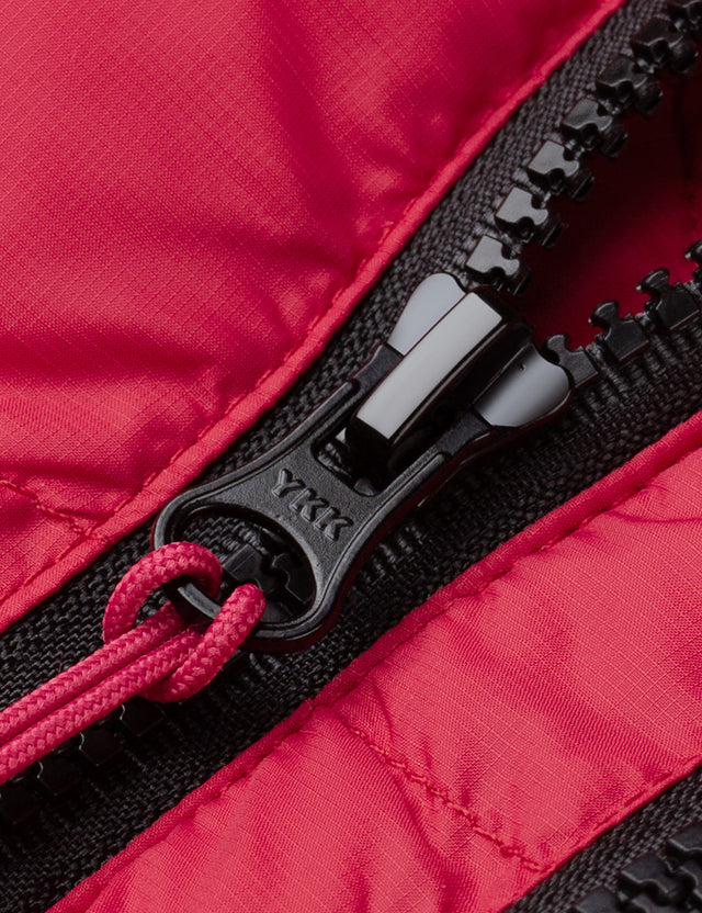 Zipper Detail of Red Women's Heated Puffer Jacket