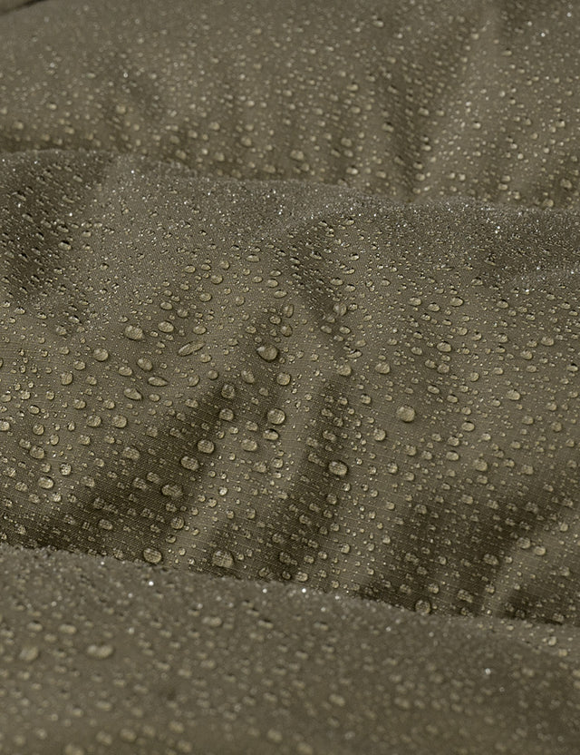 Waterproof Detail of Green Men's Heated Puffer Jacket